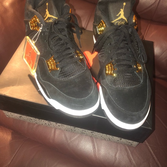 Black and Gold Air Jordan Retro 4 - Picture 5 of 6
